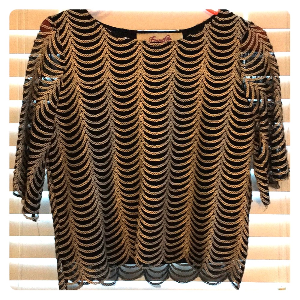 🆕 Black & Eggshell Sequin Mesh Top ✨